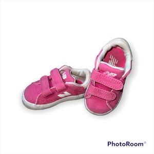 New Balance | infant girls pink tennis shoes